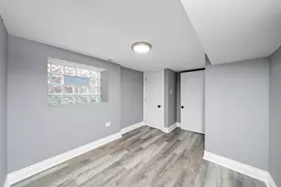8033 S Harvard Ave, Chicago, IL 60620 - Photo 18