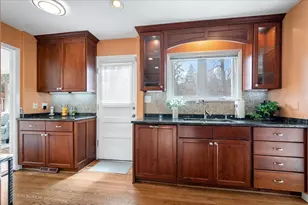 2440 Simpson St, Evanston, IL 60201 - Photo 12