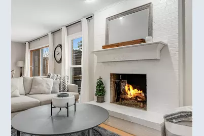 [Address not provided], Naperville, IL 60563 - Photo 6