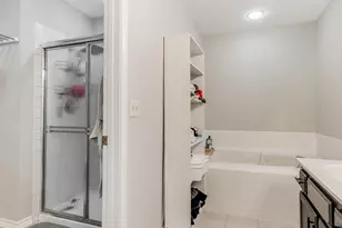 [Address not provided], Naperville, IL 60563 - Photo 22