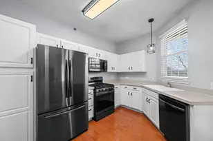 3100 Town Square Dr, Rolling Meadows, IL 60008 - Photo 6