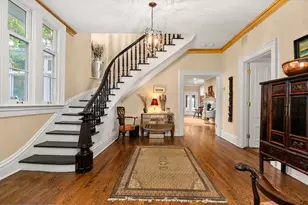 201 Scottswood Rd, Riverside, IL 60546 - Photo 12