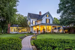 201 Scottswood Rd, Riverside, IL 60546 - Photo 4