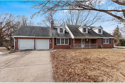 313 N Raven Road, Shorewood, IL 60404 - Photo 2