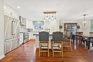 1351 Brentwood Ln, Wheaton, IL 60189 - Photo 6