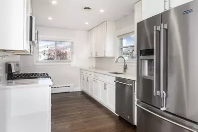 101 N Pine Street, Mount Prospect, IL 60056 - Photo 6