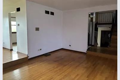 838 E 163rd Place, South Holland, IL 60473 - Photo 4