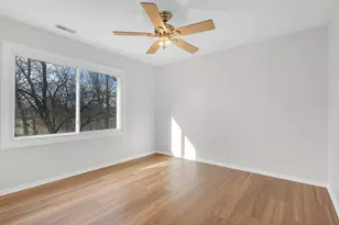 5370 Sequoia Ct, Gurnee, IL 60031 - Photo 16