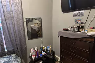 4717 S Rockwell St, Chicago, IL 60632 - Photo 10