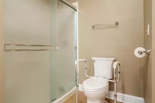 720 S 2nd St, Dekalb, IL 60115 - Photo 16