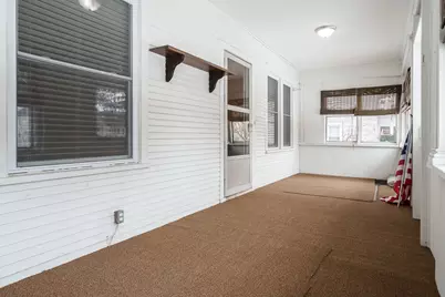 720 S 2nd Street, Dekalb, IL 60115 - Photo 2