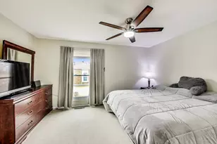 747 Garfield Ave, Libertyville, IL 60048 - Photo 16