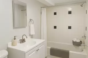 7219 S Wood St, Chicago, IL 60636 - Photo 6