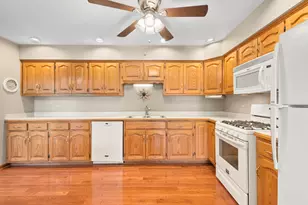 17330 Carlyle Ct, Tinley Park, IL 60487 - Photo 10