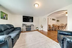 220 Hagar Ave, Milledgeville, IL 61051 - Photo 4