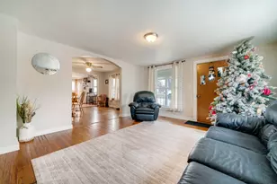 220 Hagar Ave, Milledgeville, IL 61051 - Photo 12