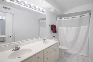 811 Chicago Ave, Evanston, IL 60202 - Photo 16