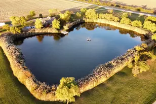 5395 S Carbon Hill Rd, Gardner, IL 60424 - Photo 2