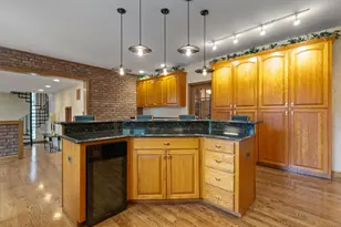 807 Hitchcock Ave, Lisle, IL 60532 - Photo 10