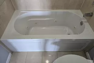 6400 N Ridge Blvd, Chicago, IL 60626 - Photo 12