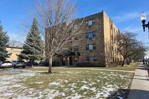6400 N Ridge Blvd, Chicago, IL 60626 - Photo 2
