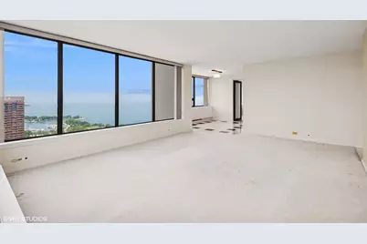 2800 N Lake Shore Drive #4117, Chicago, IL 60657 - Photo 4