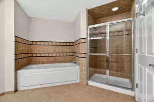 145 S York St, Elmhurst, IL 60126 - Photo 18