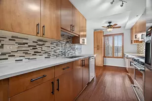 145 S York St, Elmhurst, IL 60126 - Photo 12