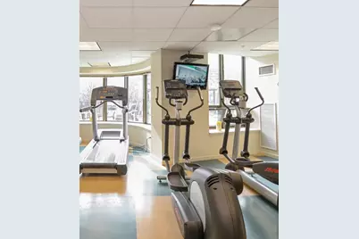 400 N Lasalle Drive #3706, Chicago, IL 60654 - Photo 2