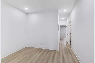 3445 W Walnut Street, Chicago, IL 60624 - Photo 16