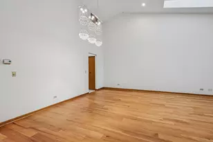 1015 Braemoor Dr, Downers Grove, IL 60515 - Photo 10