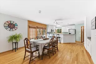 492 Patricia Ct, Grayslake, IL 60030 - Photo 10