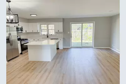 823 Bradoc Street, Chicago Heights, IL 60411 - Photo 6