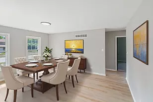 823 Bradoc St, Chicago Heights, IL 60411 - Photo 8