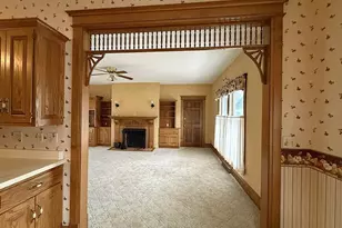 1120 Eastern Ave, Dixon, IL 61021 - Photo 14