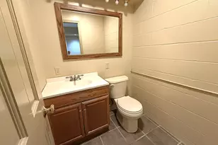 1120 Eastern Ave, Dixon, IL 61021 - Photo 36