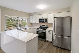 1061 Amherst Ln, University Park, IL 60484 - Photo 6