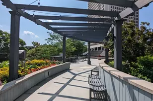 5415 N Sheridan Rd, Chicago, IL 60660 - Photo 12
