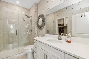 2032 Wentworth Dr, Volo, IL 60020 - Photo 12