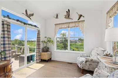 2032 Wentworth Drive, Volo, IL 60020 - Photo 10