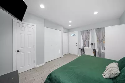 909 W Ohio Street #12, Chicago, IL 60642 - Photo 26