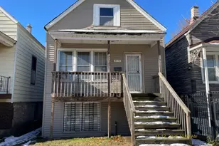 8148 S Brandon Ave, Chicago, IL 60617 - Photo 1