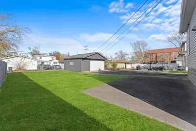 [Address not provided], Lansing, IL 60438 - Photo 24