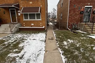 3513 Jackson St, Bellwood, IL 60104 - Photo 2