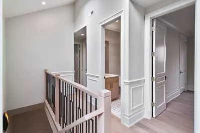 3723 N Oakley Avenue, Chicago, IL 60618 - Photo 24