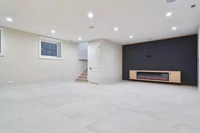 3723 N Oakley Avenue, Chicago, IL 60618 - Photo 44