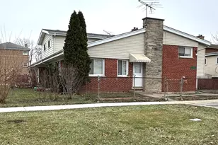 9067 N Clifton Ave, Niles, IL 60714 - Photo 2