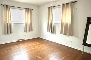 9067 N Clifton Ave, Niles, IL 60714 - Photo 10