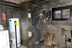 9067 N Clifton Ave, Niles, IL 60714 - Photo 20