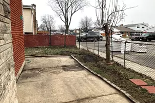 9067 N Clifton Ave, Niles, IL 60714 - Photo 24